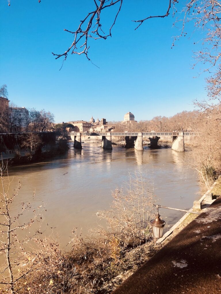 lungotevere